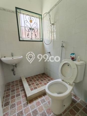 Ready to Use! Luxury House LT 235m2 Desain Elegan di Sentul City Ready to Use! Luxury House LT 235m2 Desain Elegan di Sentul City
