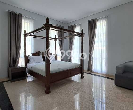 Jual Rumah Luas Elegan Dengan View Cantik di Sentul City, Bogor Jual Rumah Luas Elegan Dengan View Cantik di Sentul City, Bogor