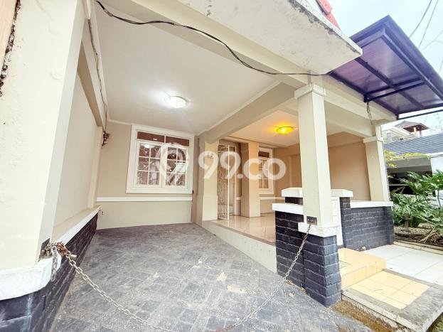HUNIAN PILIHAN! Rumah di Sentul City, 2 KT, Area Asri, Luas 90m2m² LB 70m2m² HUNIAN PILIHAN! Rumah di Sentul City, 2 KT, Area Asri, Luas 90m2m² LB 70m2m²