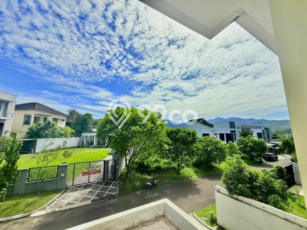 For Sale! Luxury House LT 362m2 Desain Elegan di Sentul City For Sale! Luxury House LT 362m2 Desain Elegan di Sentul City