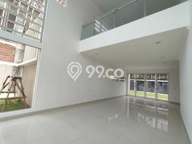 For Sale! Luxury House LT 396m2 Desain Elegan di Sentul City For Sale! Luxury House LT 396m2 Desain Elegan di Sentul City