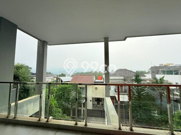 For Sale! Premium House LT 383m2 Desain Elegan di Sentul City For Sale! Premium House LT 383m2 Desain Elegan di Sentul City