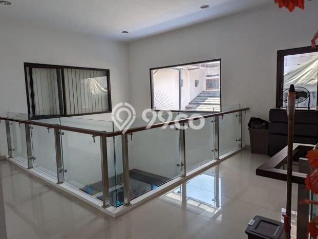 Rumah di Sentul City, Bogor, LT 261m² LB 250m² Rumah di Sentul City, Bogor, LT 261m² LB 250m²