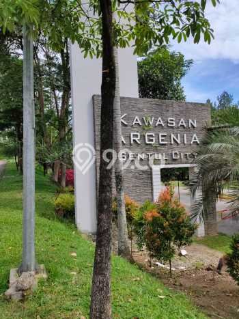 Hunian Elit LB 346m2 Siap Pakai Desain Elegan di Sentul, Bogor Hunian Elit LB 346m2 Siap Pakai Desain Elegan di Sentul, Bogor