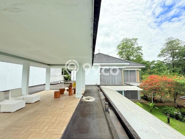 Hunian Mewah LB 476m2 Siap Huni Desain Elegan di Sentul City, Bogor Hunian Mewah LB 476m2 Siap Huni Desain Elegan di Sentul City, Bogor