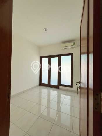 Dijual Hunian Rumah Terawat 3 Kamar di Sektor 9-Bintaro, Tangerang Selatan Dijual Hunian Rumah Terawat 3 Kamar di Sektor 9-Bintaro, Tangerang Selatan