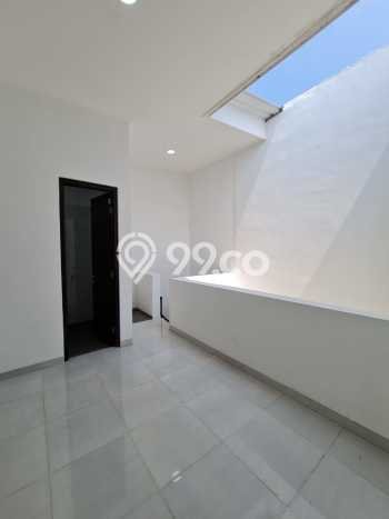 Rumah Luxury Modern Tanpa Renovasi di Graha Raya Bintaro Tangerang Selatan Rumah Luxury Modern Tanpa Renovasi di Graha Raya Bintaro Tangerang Selatan