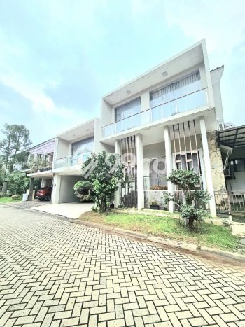 Rumah Luxury Modern Tanpa Renovasi di Sektor 7-Bintaro Tangerang Selatan Rumah Luxury Modern Tanpa Renovasi di Sektor 7-Bintaro Tangerang Selatan