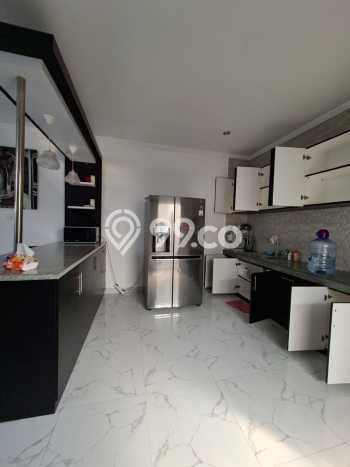 Vila Tenang di , Dimensi 200m2m², Pemandangan Indah di area Vila Tenang di , Dimensi 200m2m², Pemandangan Indah di area