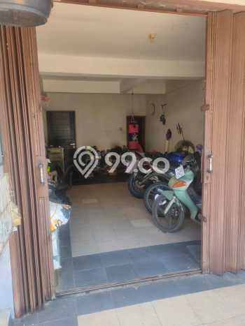 Rumah Minimalis 3 KT di Taman Cosmos Jakarta Barat Semi Furnished Rumah Minimalis 3 KT di Taman Cosmos Jakarta Barat Semi Furnished