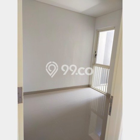 SEWA TERBAIK! Ruko di Dukuh Kupang, Luas 121m2m², Jalan Utama SEWA TERBAIK! Ruko di Dukuh Kupang, Luas 121m2m², Jalan Utama