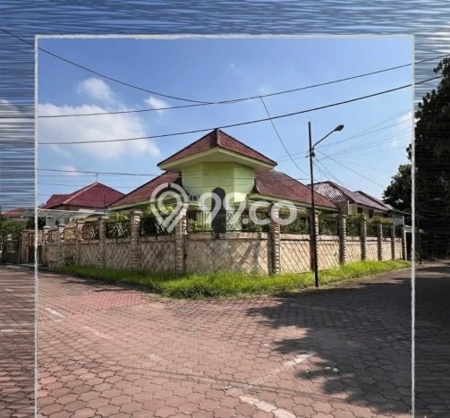 Dijual Rumah Mewah Exclusive di Dukuh Pakis, Surabaya Dijual Rumah Mewah Exclusive di Dukuh Pakis, Surabaya
