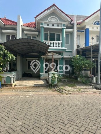 For Sale Hunian Rumah Terawat 3 KT di Pakuwon City, Surabaya For Sale Hunian Rumah Terawat 3 KT di Pakuwon City, Surabaya