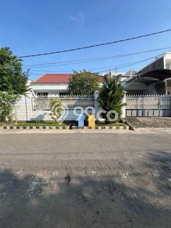 Dijual Rumah Premium dengan Fasilitas Sekitar Lengkap di Mulyorejo, Surabaya Dijual Rumah Premium dengan Fasilitas Sekitar Lengkap di Mulyorejo, Surabaya