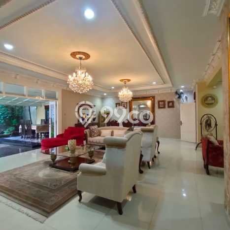Siap Huni Rumah Mewah 4 Kamar di Kebayoran Baru Dekat ke Mana Saja Siap Huni Rumah Mewah 4 Kamar di Kebayoran Baru Dekat ke Mana Saja