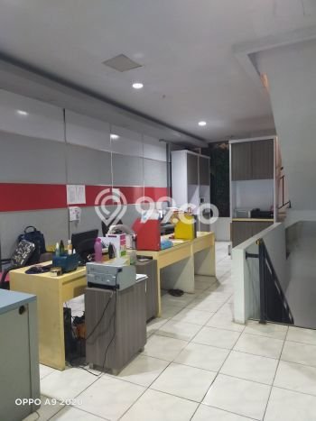 Ruko Dijual di Mampang Prapatan Jakarta Selatan dengan LB 210m2 Ruko Dijual di Mampang Prapatan Jakarta Selatan dengan LB 210m2