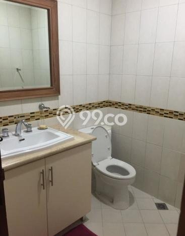Disewakan Rumah Nyaman di Kemang LT 1029m2 / LB 450m2 Kondisi Bagus Disewakan Rumah Nyaman di Kemang LT 1029m2 / LB 450m2 Kondisi Bagus