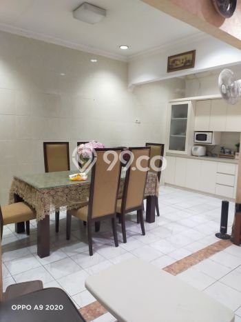 Rumah Elit LB 180m2 Siap Pakai Desain Elegan di Pejaten, Jakarta Selatan Rumah Elit LB 180m2 Siap Pakai Desain Elegan di Pejaten, Jakarta Selatan