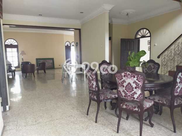 Dijual Rumah Premium dengan Fasilitas Sekitar Komplit di Mampang Prapatan, Jakarta Selatan Dijual Rumah Premium dengan Fasilitas Sekitar Komplit di Mampang Prapatan, Jakarta Selatan