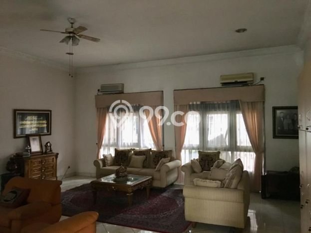Siap Huni Hunian Elit 8 Kamar di Kebayoran Baru Dekat ke Mana Saja Siap Huni Hunian Elit 8 Kamar di Kebayoran Baru Dekat ke Mana Saja