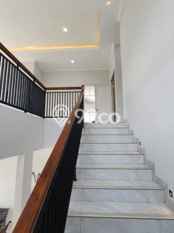Rumah Mewah LB 450m2 Siap Huni Desain Elegan di Lebak Bulus, Jakarta Selatan Rumah Mewah LB 450m2 Siap Huni Desain Elegan di Lebak Bulus, Jakarta Selatan