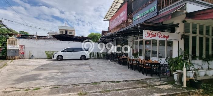 Ready to Use! Premium House LT 1940m2 Desain Modern di Lebak Bulus Ready to Use! Premium House LT 1940m2 Desain Modern di Lebak Bulus