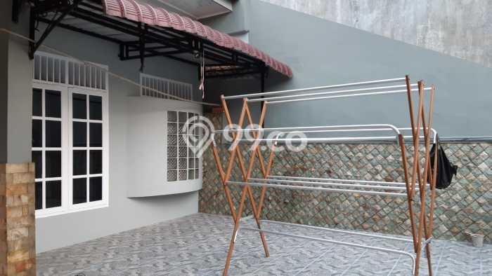 Hunian Cantik Modern Lb 180m2 di Medan Johor, Medan Hunian Cantik Modern Lb 180m2 di Medan Johor, Medan