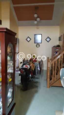 Hunian Cantik Modern Lb 180m2 di Medan Johor, Medan Hunian Cantik Modern Lb 180m2 di Medan Johor, Medan