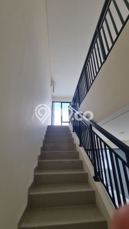 FOR RENT! Ruko di Gading Serpong Cocok untuk Bisnis 119m2 FOR RENT! Ruko di Gading Serpong Cocok untuk Bisnis 119m2