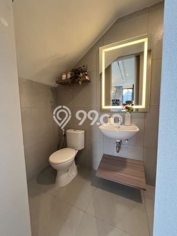Rumah Strategis Modern Lb 99m2 di BSD, Tangerang Selatan Rumah Strategis Modern Lb 99m2 di BSD, Tangerang Selatan