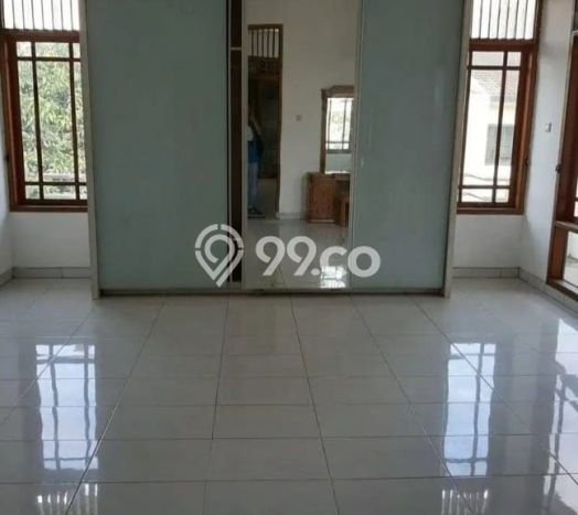 Ready to Use! Luxury House LT 200m2 Desain Elegan di Intercon Ready to Use! Luxury House LT 200m2 Desain Elegan di Intercon