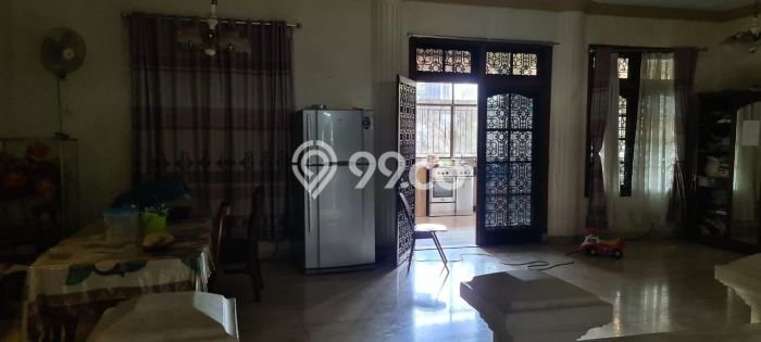 Ready to Use! Premium House LT 630m2 Desain Elegan di Tomang Ready to Use! Premium House LT 630m2 Desain Elegan di Tomang
