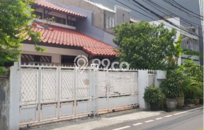 For Sale! Luxury House LT 300m2 Desain Elegan di Petojo For Sale! Luxury House LT 300m2 Desain Elegan di Petojo