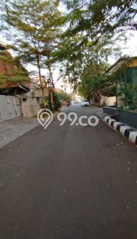 Tanah Dijual Area Strategis di Sunrise Garden Jakarta Barat 300m2 Tanah Dijual Area Strategis di Sunrise Garden Jakarta Barat 300m2