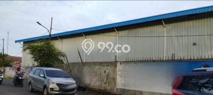 Gudang Dijual di Jakarta Barat LT 2100m2 & LB 1064m2 Lokasi Terbaik! Gudang Dijual di Jakarta Barat LT 2100m2 & LB 1064m2 Lokasi Terbaik!