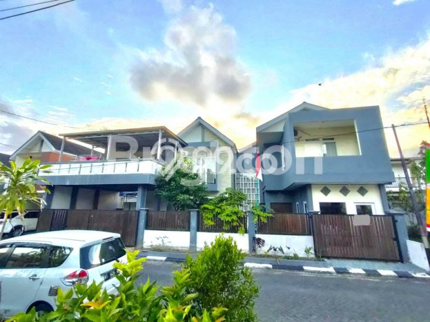 Siap Huni Rumah Mewah 5 Kamar di Balikpapan Utara Dekat ke Mana Pun Siap Huni Rumah Mewah 5 Kamar di Balikpapan Utara Dekat ke Mana Pun