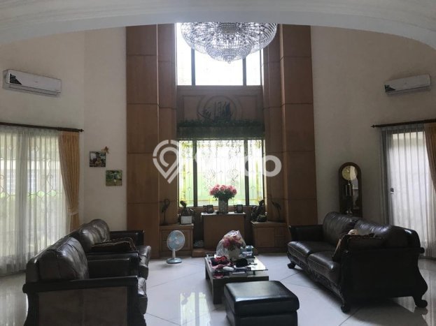 Rumah Luxury Modern Tanpa Renovasi di Kemanggisan Jakarta Barat Rumah Luxury Modern Tanpa Renovasi di Kemanggisan Jakarta Barat