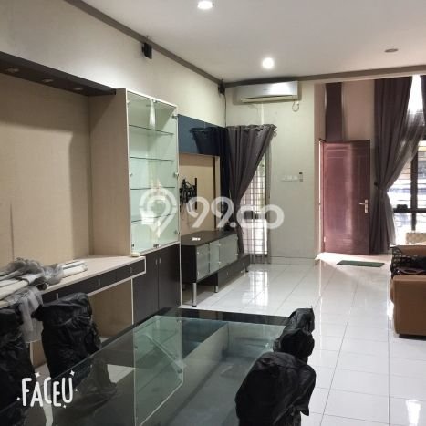 Rumah Bagus Siap Pakai Di Lippo Cikarang Luas 110m2 Lokasi Strategis Rumah Bagus Siap Pakai Di Lippo Cikarang Luas 110m2 Lokasi Strategis