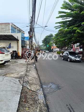 Unit Ruko Dijual di Jakarta Selatan LT 110m2 & LB 210m2 Unit Ruko Dijual di Jakarta Selatan LT 110m2 & LB 210m2