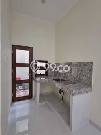 For Sale Hunian Rumah Terawat 3 KT di Bintaro, Tangerang Selatan For Sale Hunian Rumah Terawat 3 KT di Bintaro, Tangerang Selatan