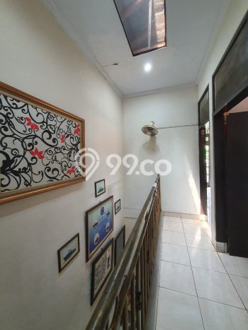 Rumah Elit Modern Siap Huni di Bintaro Jakarta Selatan Rumah Elit Modern Siap Huni di Bintaro Jakarta Selatan