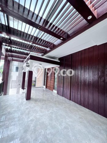 Hunian Mewah LB 555m2 Siap Huni Desain Elegan di Bintaro, Tangerang Selatan Hunian Mewah LB 555m2 Siap Huni Desain Elegan di Bintaro, Tangerang Selatan
