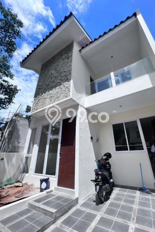 Hunian Nyaman Asri 3 KT Siap Huni di Bintaro Tangerang Selatan Hunian Nyaman Asri 3 KT Siap Huni di Bintaro Tangerang Selatan