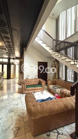 Dijual Rumah Premium dengan Fasilitas Sekitar Komplit di Cilandak, Jakarta Selatan Dijual Rumah Premium dengan Fasilitas Sekitar Komplit di Cilandak, Jakarta Selatan