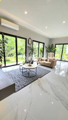 Rumah Elit LB 350m2 Siap Huni Desain Elegan di BSD, Tangerang Rumah Elit LB 350m2 Siap Huni Desain Elegan di BSD, Tangerang