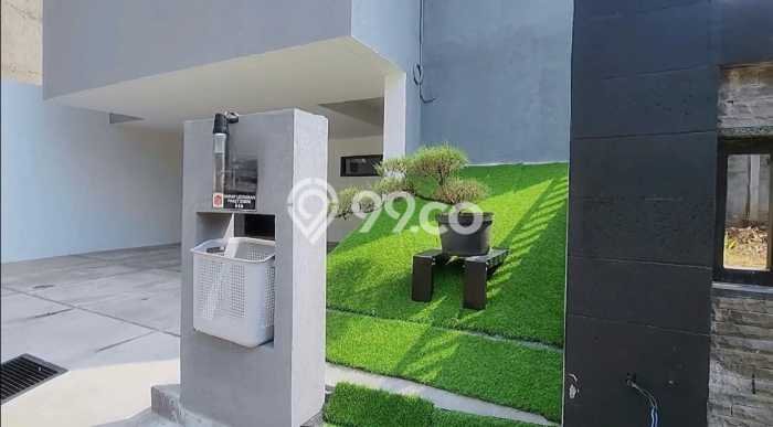 Dijual Rumah Premium dengan Fasilitas Sekitar Komplit di Cilandak, Jakarta Selatan Dijual Rumah Premium dengan Fasilitas Sekitar Komplit di Cilandak, Jakarta Selatan