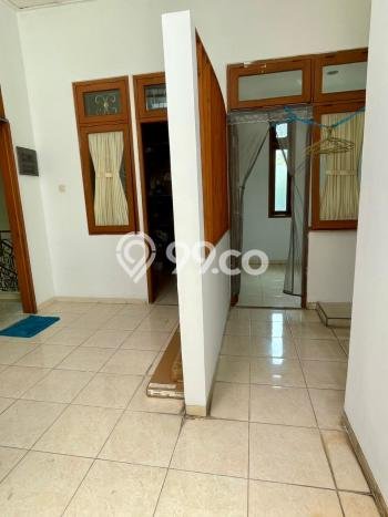 Dijual Rumah Luas Elegan Dengan View Cantik di Bintaro, Tangerang Selatan Dijual Rumah Luas Elegan Dengan View Cantik di Bintaro, Tangerang Selatan