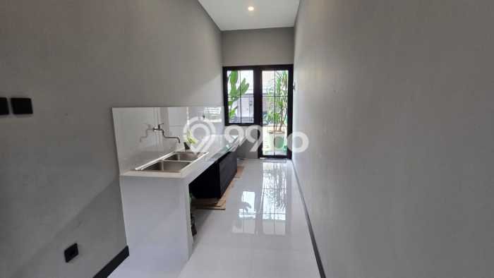 Rumah Elit LB 350m2 Siap Huni Desain Elegan di BSD, Tangerang Rumah Elit LB 350m2 Siap Huni Desain Elegan di BSD, Tangerang