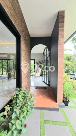 Rumah Elit LB 350m2 Siap Huni Desain Elegan di BSD, Tangerang Rumah Elit LB 350m2 Siap Huni Desain Elegan di BSD, Tangerang