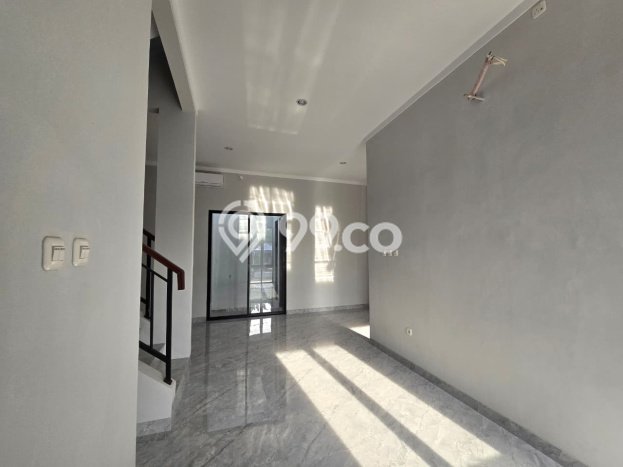 Hunian Eksklusif Dijual LT 105m2 di Serpong Utara, Tangerang Selatan Hunian Eksklusif Dijual LT 105m2 di Serpong Utara, Tangerang Selatan